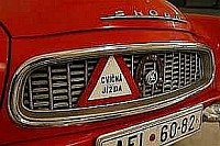 VÝSTAVA MAPUJE STO LET ČESKÝCH AUTOŠKOL